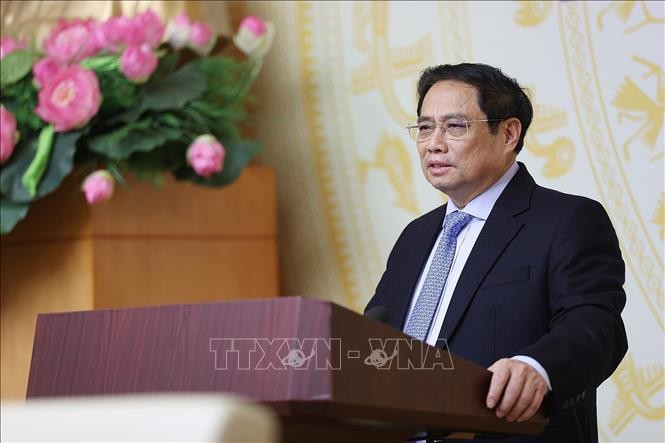 นายกรัฐมนตรี ฝ่ามมิงชิ้ง เป็นประธานในการประชุมผลักดันการดึงดูดนักท่องเที่ยวระหว่างประเทศ - ảnh 1