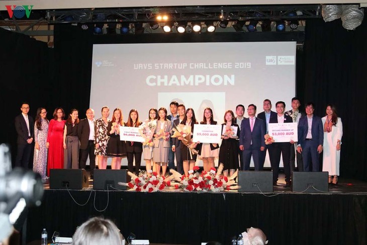Vietnamese students win startup contest in Australia - ảnh 1