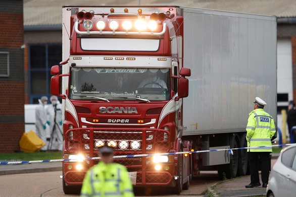 UK identifies truck driver carrying 39 Chinese victims - ảnh 1