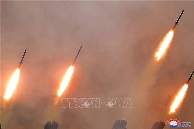North Korea calls artillery strike drill 'self-defense' - ảnh 1