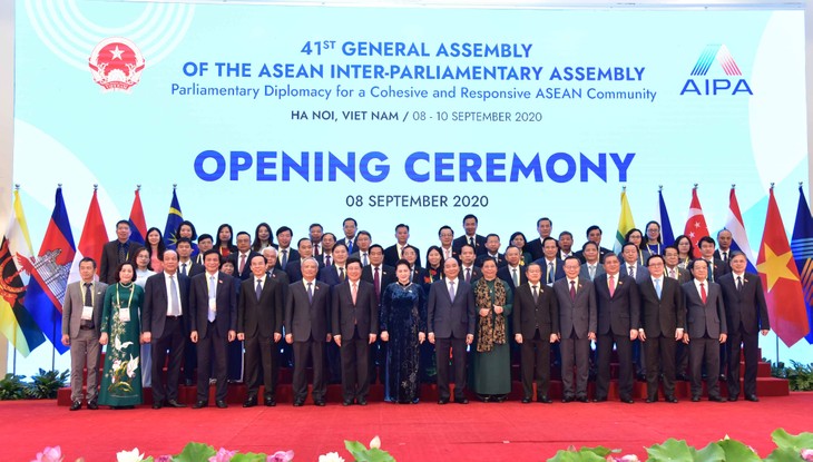 Parliament leaders praise Vietnam for hosting AIPA-41 - ảnh 1