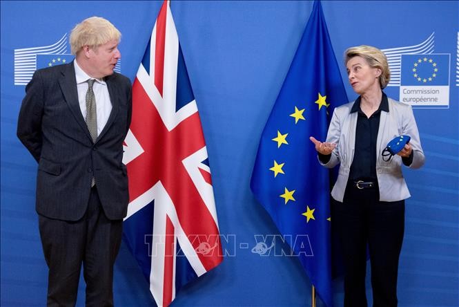 UK, EU to continue Brexit negotiations  - ảnh 1
