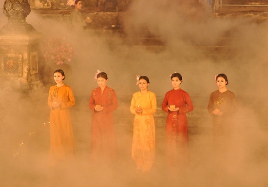 Hơn 35 ngàn lượt khách du lịch đến Huế trong 3 ngày Festival - ảnh 2