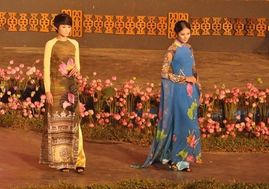 Hơn 35 ngàn lượt khách du lịch đến Huế trong 3 ngày Festival - ảnh 1