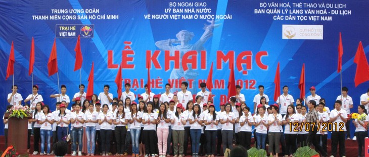  Khai mạc trại hè Việt Nam 2012 với chủ đề “Về miền Đất Đỏ” - ảnh 1
