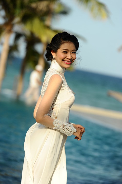 Người đẹp Hoa hậu Việt Nam trong trang phục áo dài  - ảnh 4