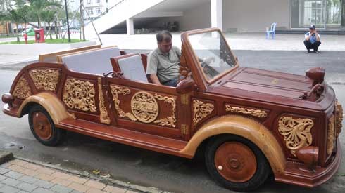 Ôtô gỗ tự chế đầu tiên tại Việt Nam - ảnh 19