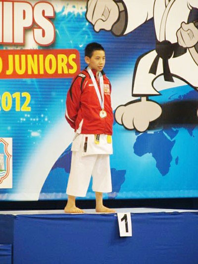 Thiếu nhi Czech gốc Việt vô địch Karate thế giới  - ảnh 1