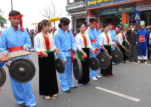 Tưng bừng Lễ hội Văn hoá dân gian đường phố năm 2013 - ảnh 5