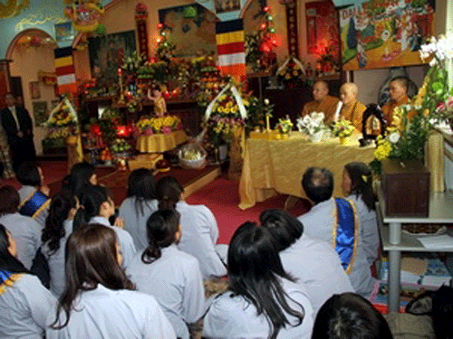 Đại lễ Phật Đản Phật lịch 2557 được tổ chức tại Đức  - ảnh 1