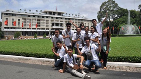 Trại hè Việt Nam 2013: đến với thành phố mang tên Bác  - ảnh 5