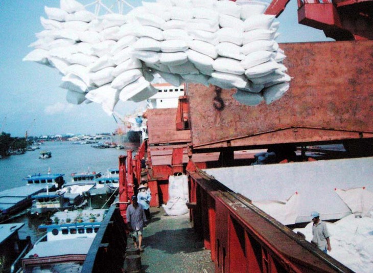 Việt Nam cam kết đóng góp 14.000 tấn gạo mỗi năm cho Quỹ trữ gạo khẩn cấp ASEAN +3  - ảnh 1