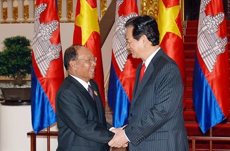 Hội đàm cấp cao Việt Nam - Campuchia thống nhất tiếp tục thúc đẩy hợp tác toàn diện giữa hai nước - ảnh 3