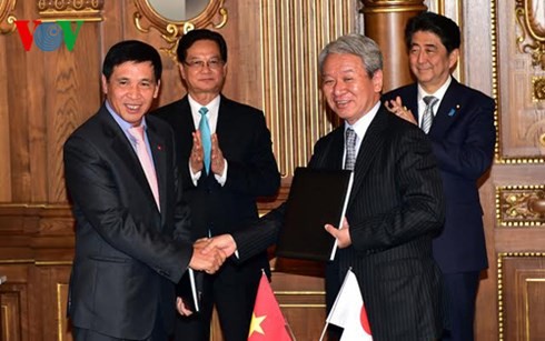 Thủ tướng Nguyễn Tấn Dũng hội đàm với Thủ tướng Nhật Bản - ảnh 3