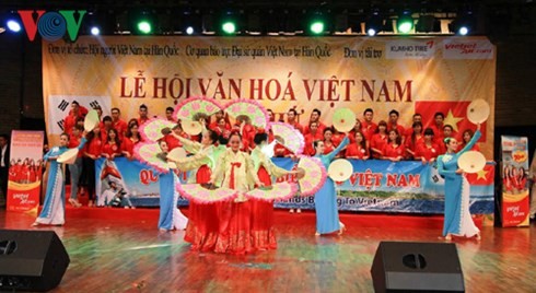 Tưng bừng Lễ hội văn hóa Việt Nam tại Hàn Quốc - ảnh 3