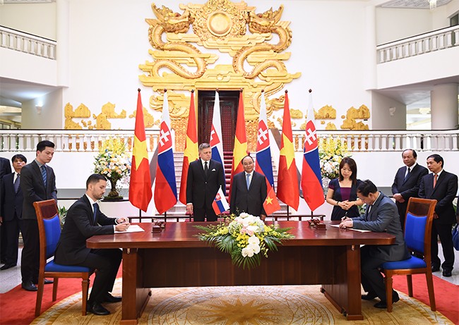 Việt Nam và Slovakia thúc đẩy hợp tác song phương - ảnh 1