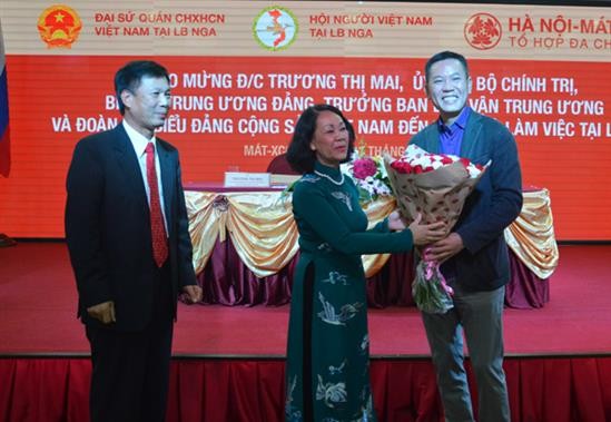 Trưởng Ban Dân vận TW Trương Thị Mai gặp mặt cộng đồng người Việt tại Nga - ảnh 7