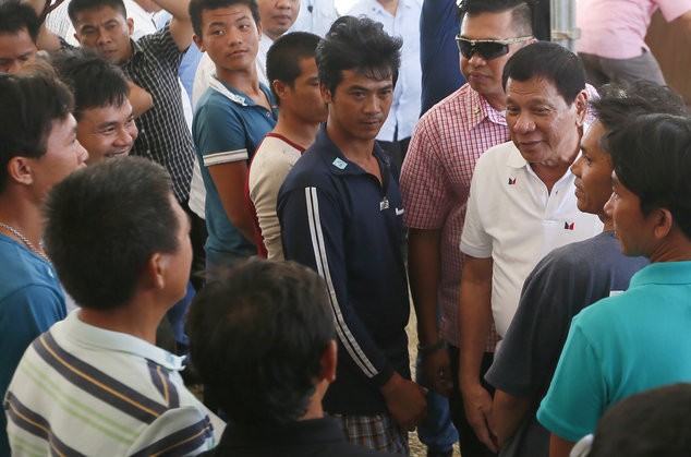 Việt Nam hoan nghênh Philippines giải quyết nhân đạo vấn đề ngư dân - ảnh 1