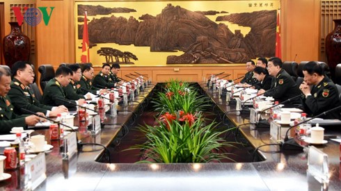 Bộ trưởng Quốc phòng Việt Nam và Trung Quốc quyết tâm đưa quan hệ hai nước lên tầm cao mới - ảnh 1