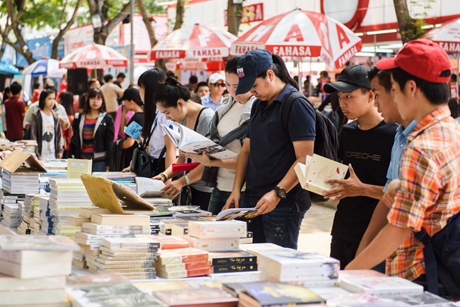 Ngày sách Việt Nam lần thứ 4: Giới thiệu 40.000 tựa sách tới bạn đọc - ảnh 1