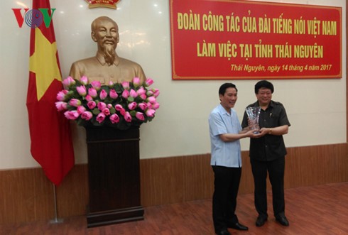 Tổng Giám đốc VOV Nguyễn Thế Kỷ làm việc tại tỉnh Thái Nguyên - ảnh 2