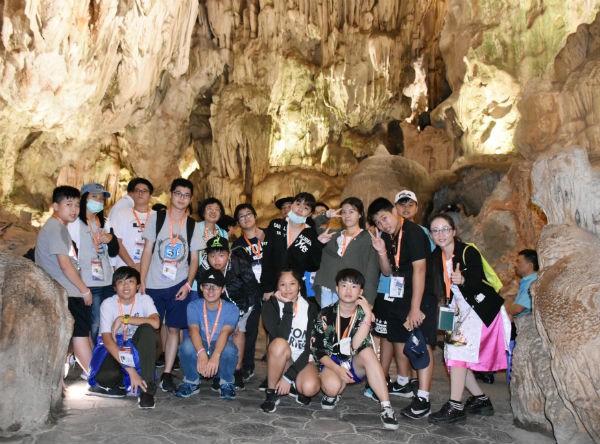 Đoàn thiếu nhi kiều bào tại Cao Hùng, Đài Loan (Trung Quốc) sang thăm và giao lưu tại Việt Nam - ảnh 1