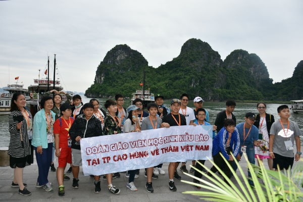 Đoàn thiếu nhi kiều bào tại Cao Hùng, Đài Loan (Trung Quốc) sang thăm và giao lưu tại Việt Nam - ảnh 2