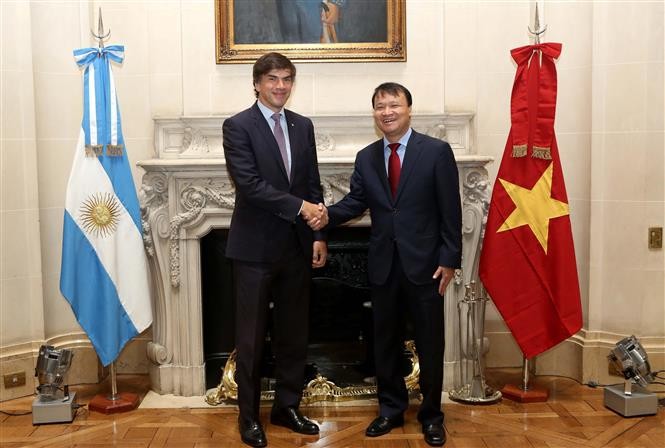 Việt Nam và Argentina tăng cường hợp tác kinh tế-thương mại - ảnh 1