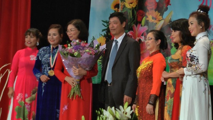  Hội phụ nữ Việt Nam tại Cộng hoà Slovakia vừa tổ chức đại hội lần thứ 5 - ảnh 1