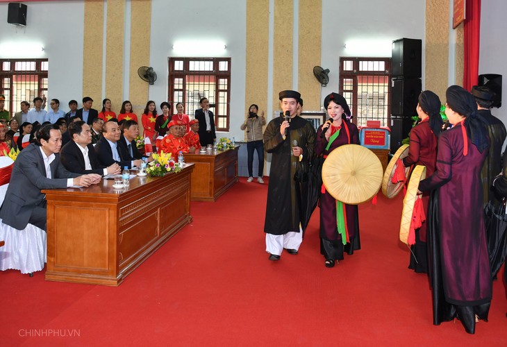 Chùm ảnh: Thủ tướng dự Ngày hội Đại đoàn kết toàn dân tộc tại Bắc Giang - ảnh 6