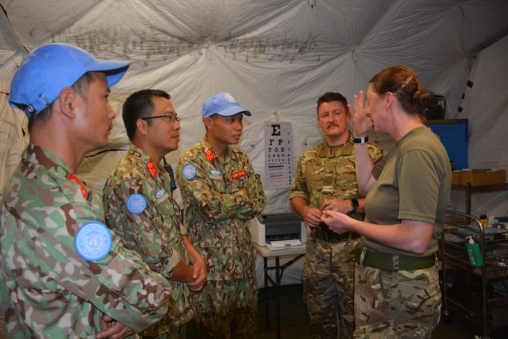 Bệnh viện Dã chiến cấp 2 Việt Nam triển khai tiếp nhận bệnh nhân tại Nam Sudan  - ảnh 8