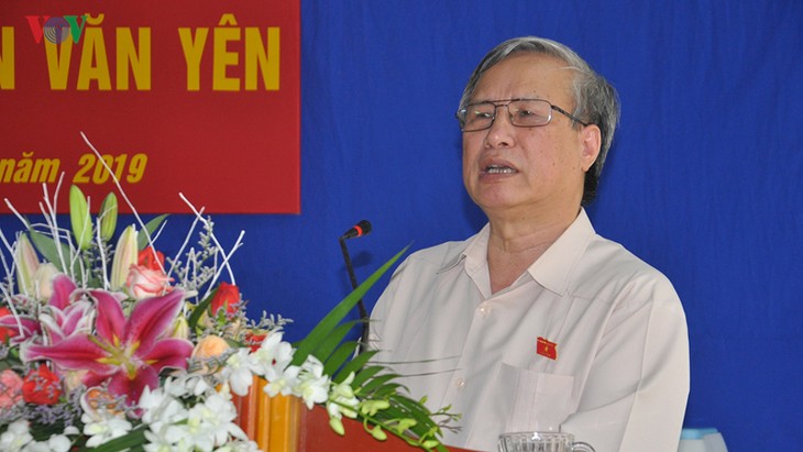 Para pemimpin Partai dan Negara Vietnam melakukan kontak dengan para pemilih di daerah-daerah - ảnh 1