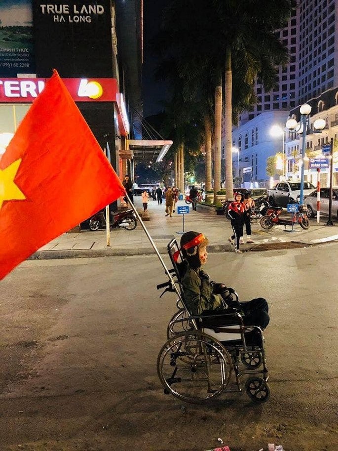 Những hình ảnh ấn tượng nhất mạng xã hội khi U22 Việt Nam giành HCV SEA Games lịch sử - ảnh 4