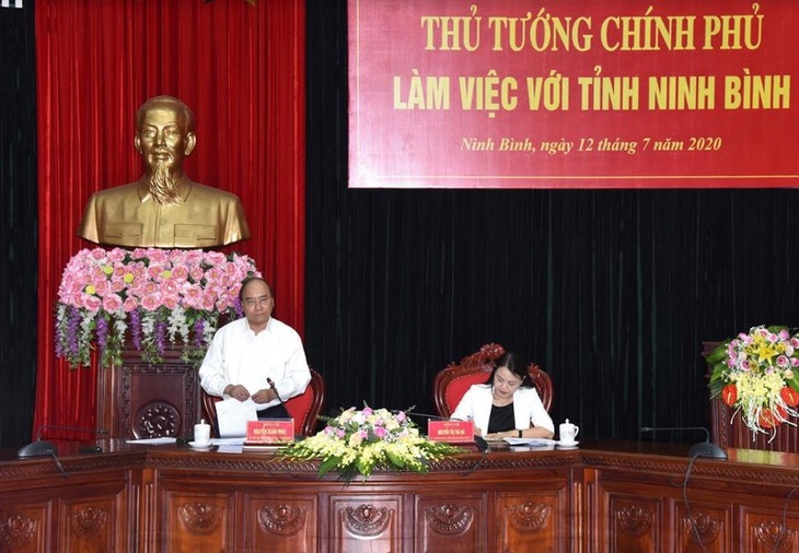 Thủ tướng: Ninh Bình phải trở thành tỉnh có động lực tăng trưởng mạnh - ảnh 2