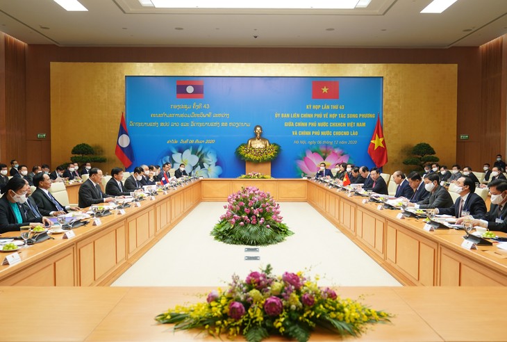 Việt Nam và Lào ký 17 văn kiện, định hướng quan hệ hợp tác trong thời gian tới - ảnh 2