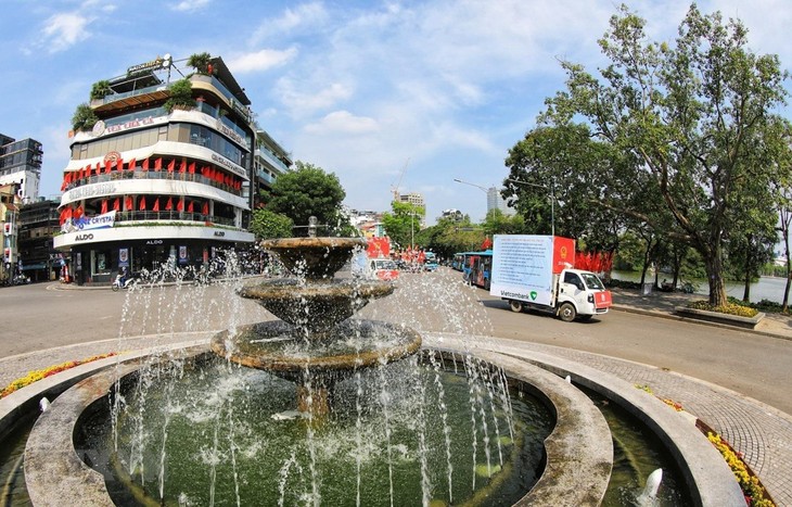 Xây dựng diện mạo, môi trường văn hóa mới cho Thủ đô Hà Nội - ảnh 1
