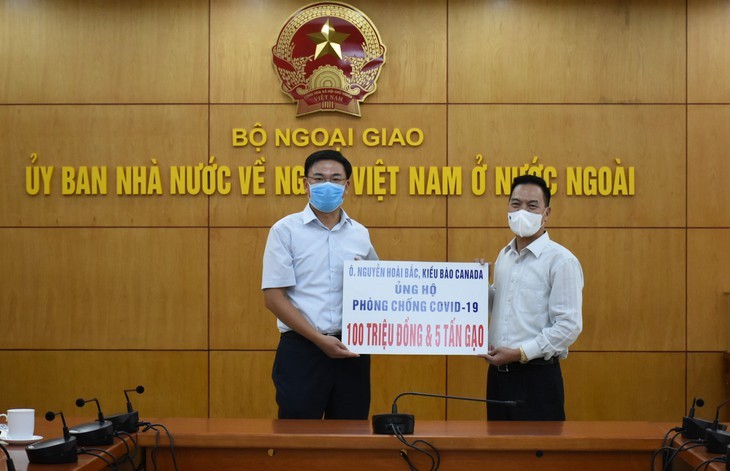 Kiều bào Canada ủng hộ tỉnh Ninh Thuận 50 000 USD phòng chống Covid-19  - ảnh 1