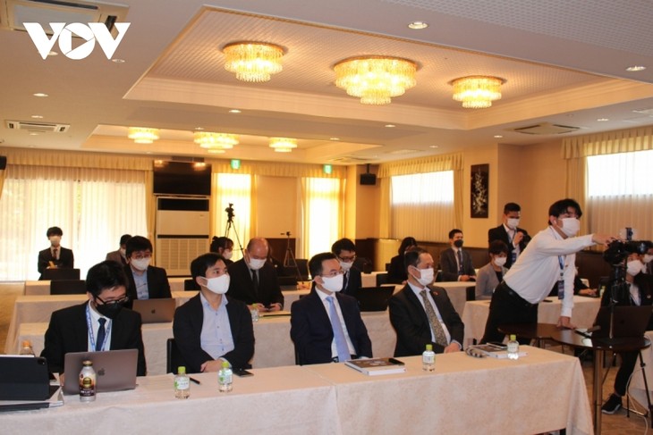 Trí thức Việt Nam tại Nhật Bản thảo luận về việc phát triển đất nước khi dịch COVID-19 được kiềm chế - ảnh 1