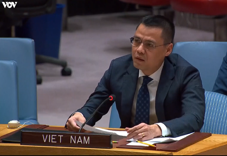Việt Nam nhấn mạnh cách tiếp cận toàn diện, lấy con người làm trung tâm trong ứng phó với nước biển dâng - ảnh 1
