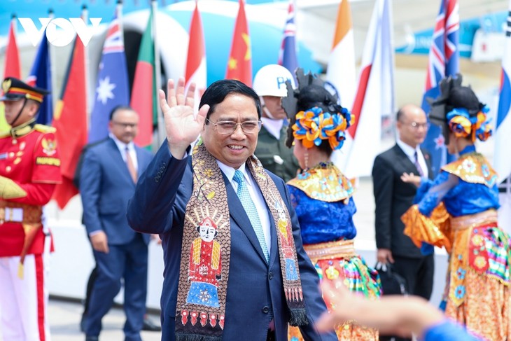 Việt Nam đóng góp xây dựng cộng đồng ASEAN vững mạnh - ảnh 1