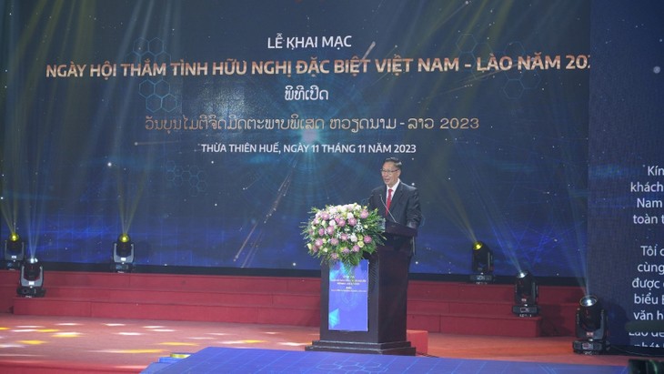 Thắm tình hữu nghị đặc biệt Việt Nam - Lào - ảnh 5