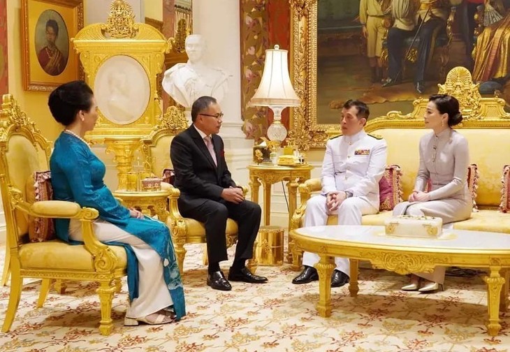 Nhà vua Thái Lan đánh giá cao quan hệ hợp tác hữu nghị với Việt Nam - ảnh 1