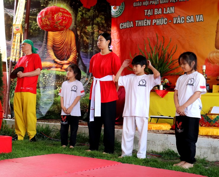 Người Việt ở Ba Lan long trọng tổ chức Lễ Giỗ Tổ - Vua Hùng - ảnh 12