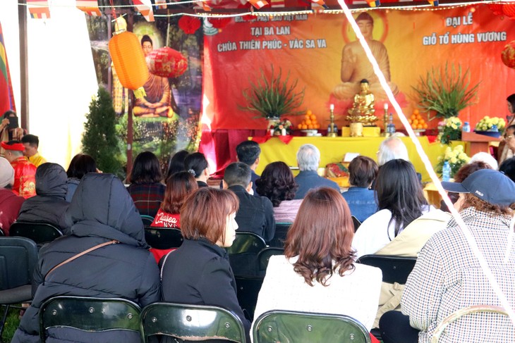 Người Việt ở Ba Lan long trọng tổ chức Lễ Giỗ Tổ - Vua Hùng - ảnh 15