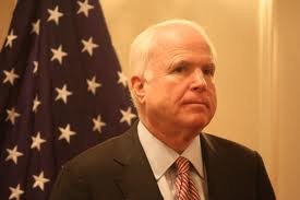 Hoạt động của Thượng nghị sỹ Mỹ John McCain, trong chuyến thăm Việt Nam  - ảnh 1