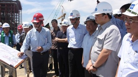 Phó Thủ tướng Hoàng Trung Hải kiểm tra Khu kinh tế Vũng Áng  - ảnh 1