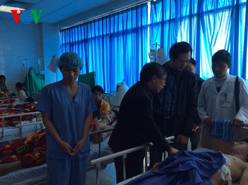 Bác sỹ từ Hà Nội đã đến Lai Châu hỗ trợ cứu nạn nhân sập cầu  - ảnh 3