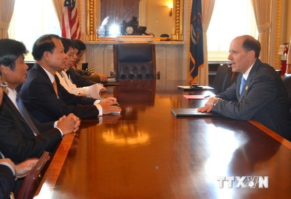 Phó Thủ tướng Vũ Văn Ninh tiếp xúc với giới chức Quốc hội và cộng đồng doanh nghiệp Mỹ  - ảnh 1