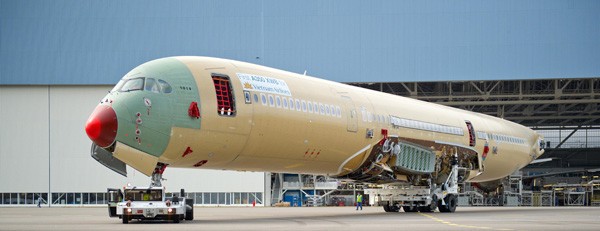 Vietnam Airlines là hãng hàng không đầu tiên châu Á có máy bay Airbus A350 - ảnh 1