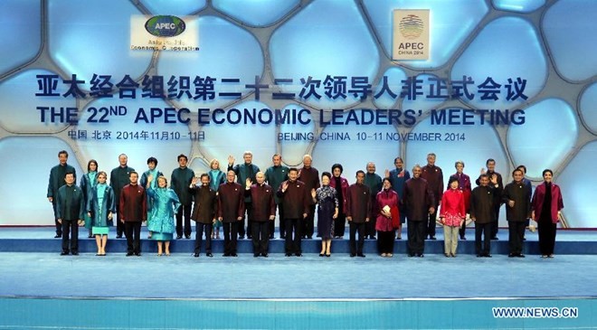 Hoạt động của Chủ tịch nước Trương Tấn Sang tại APEC 22 - ảnh 1